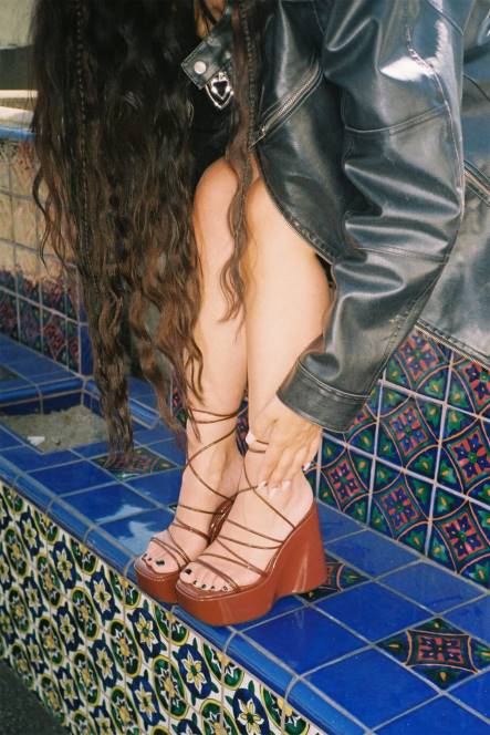 Jeffrey Campbell niveaus NDHB254 platform sandaal bruin patent vrouwen